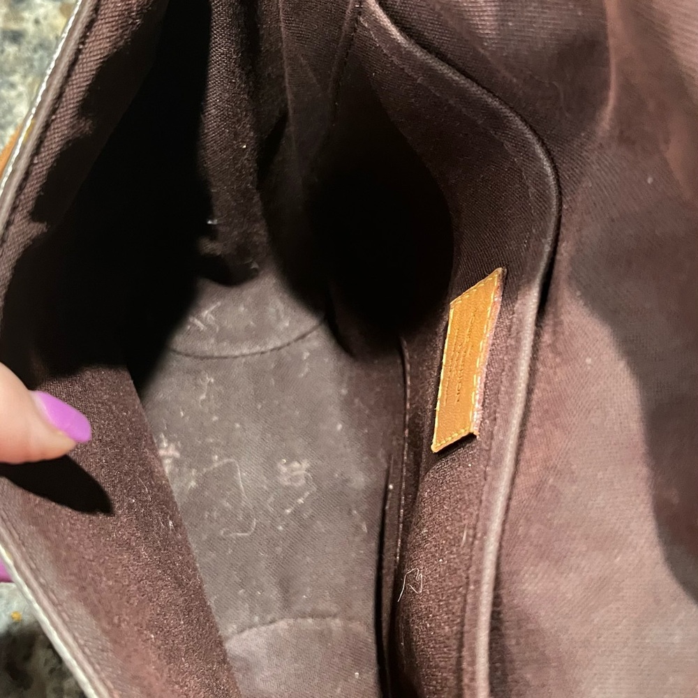 Louis Vuitton St. Cloud Crossbody-great Condition - Picture 5 of 8